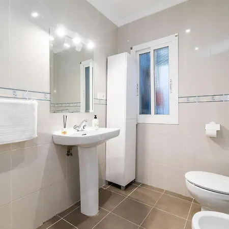 Modern Plaza De Toros Apartment With Free Parking Granada Exterior photo